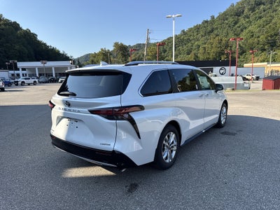 2026 Toyota Sienna Limited