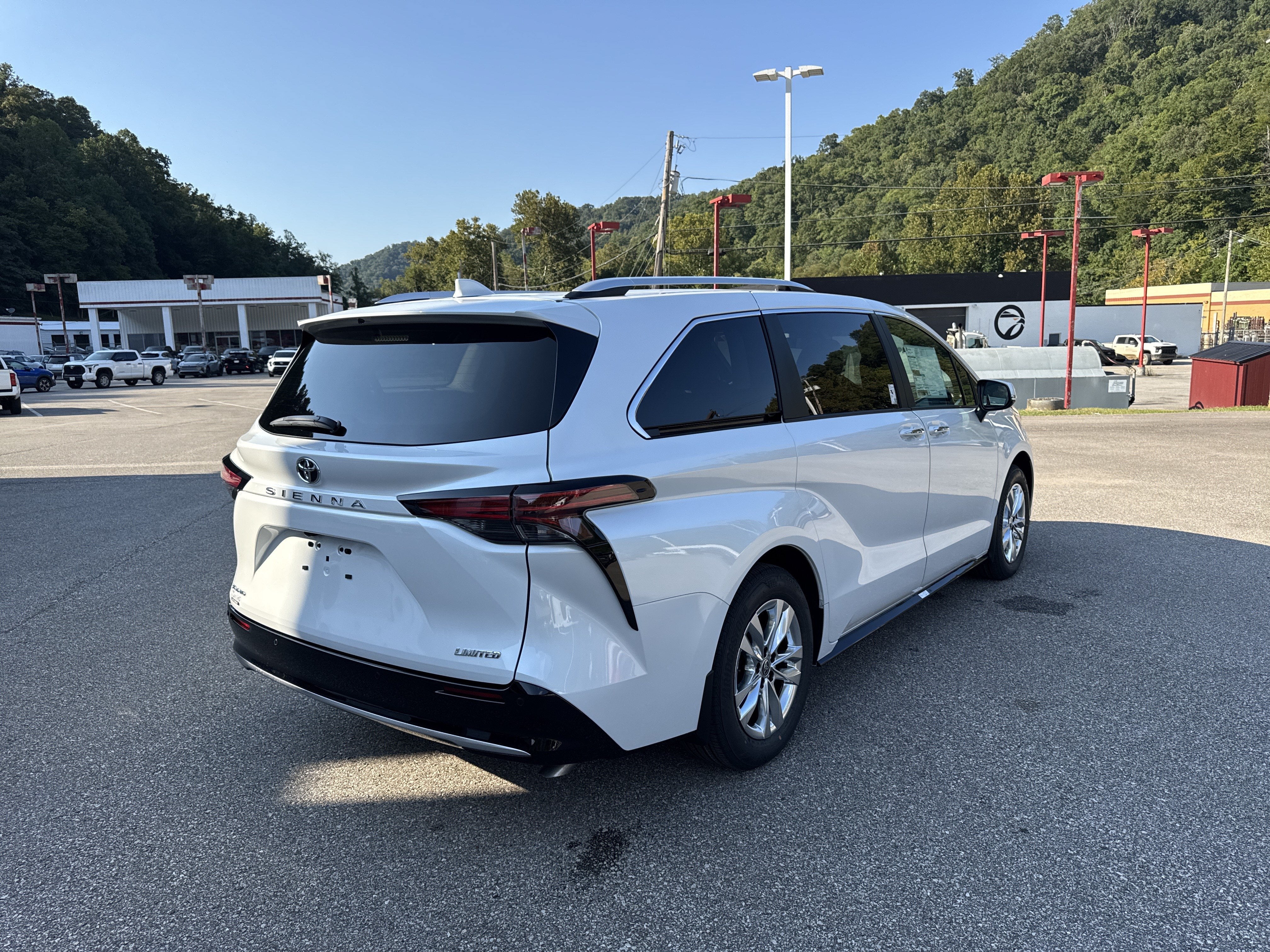 2026 Toyota Sienna Limited