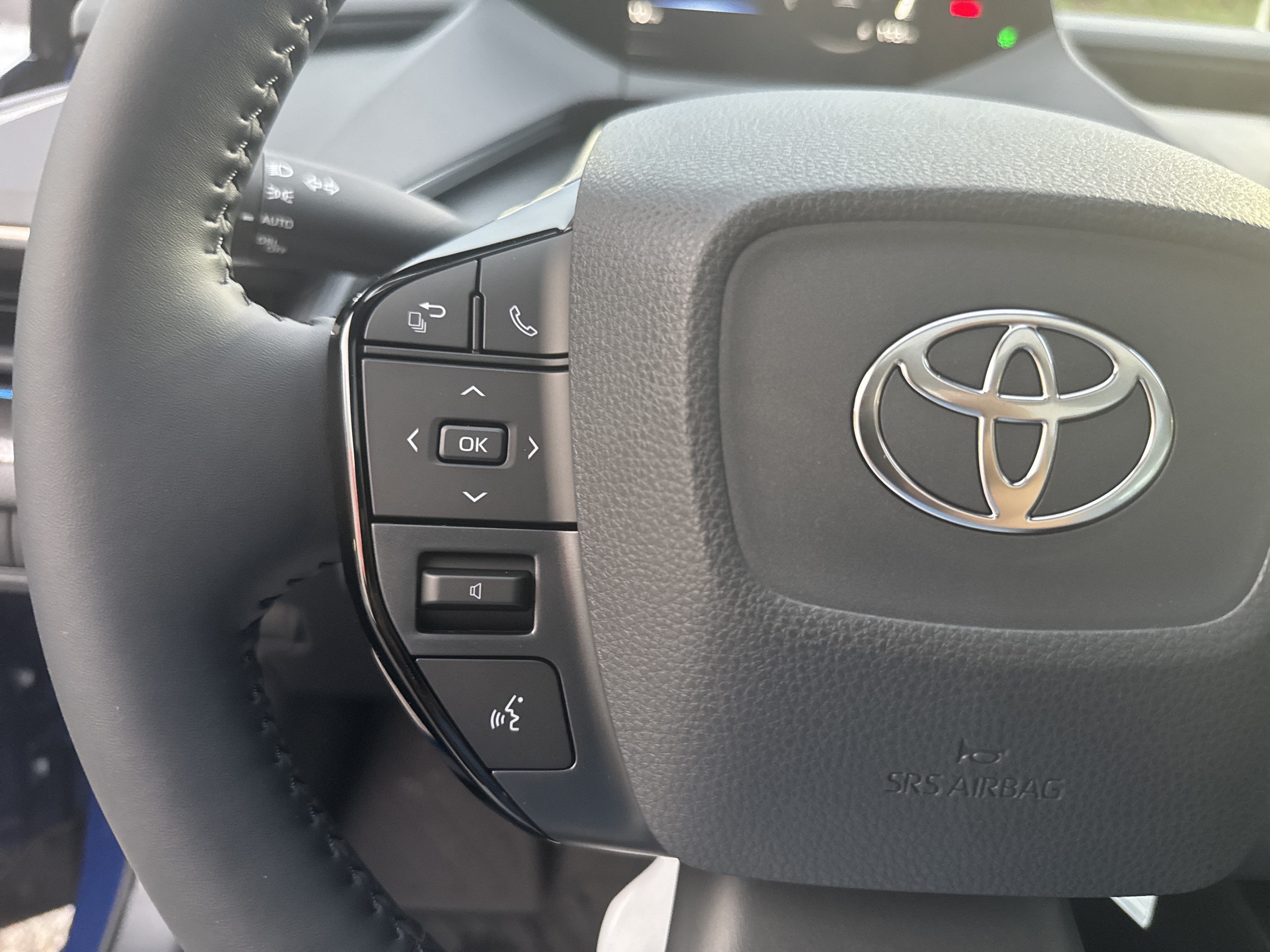 2027 Toyota Prius XLE AWD