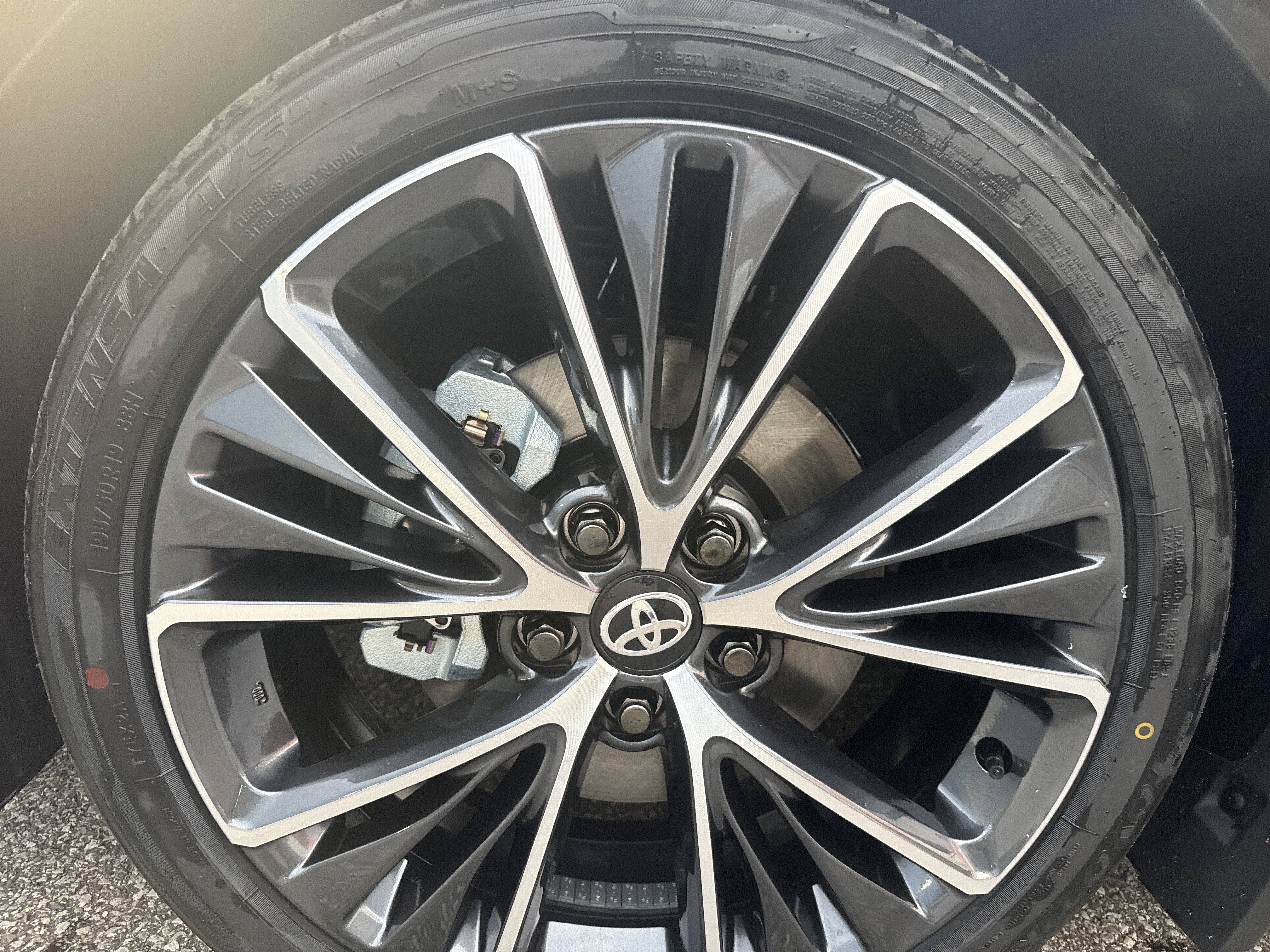 2027 Toyota Prius XLE AWD