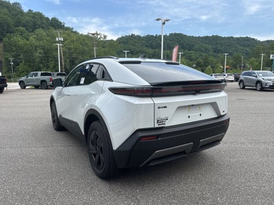 2026 Toyota C-HR SE