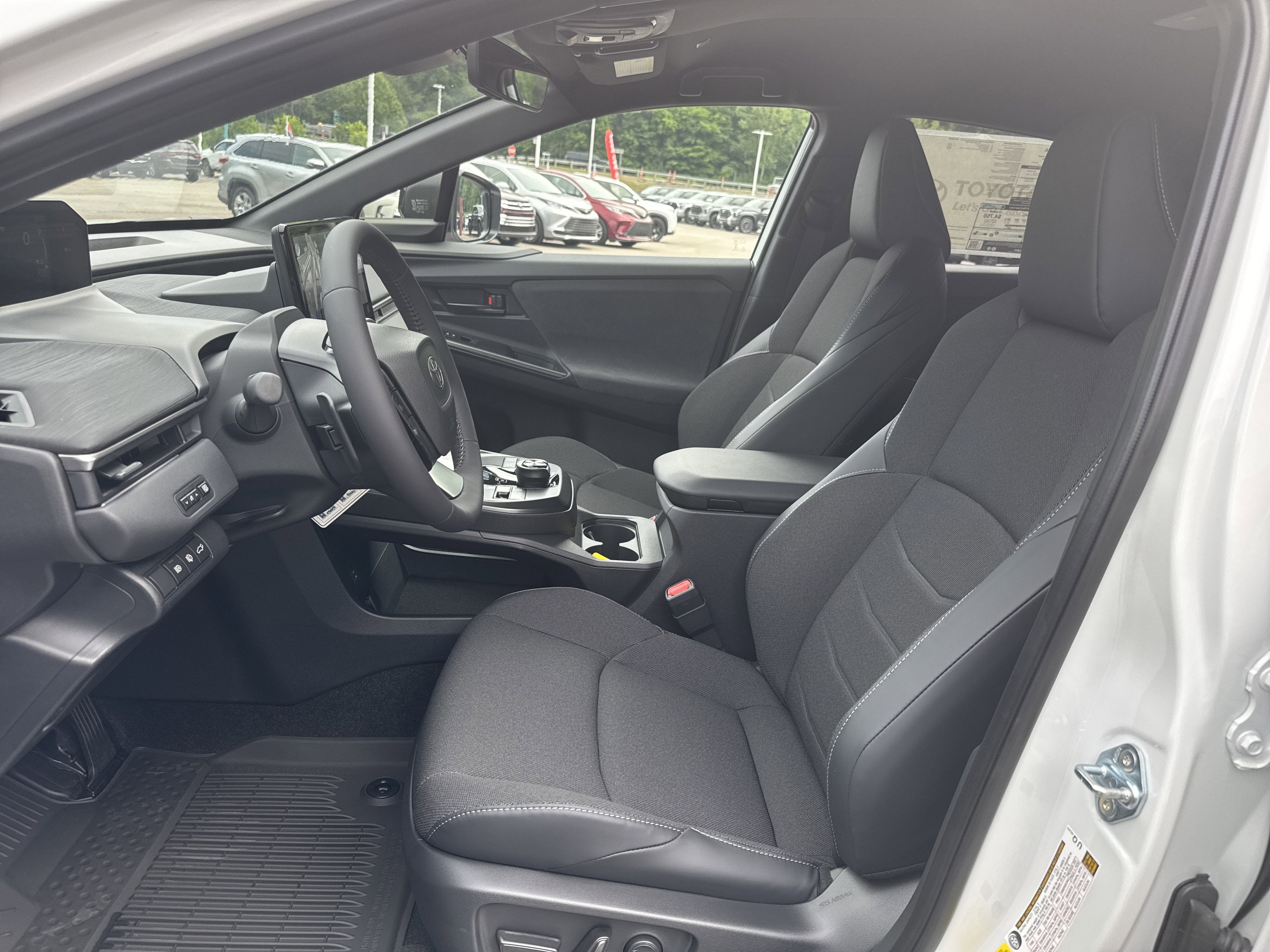 2026 Toyota C-HR SE