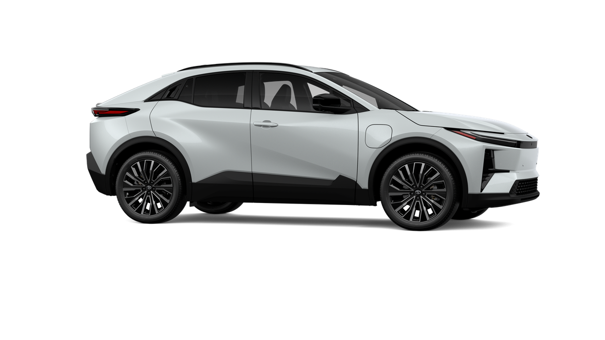 2027 Toyota C-HR XSE