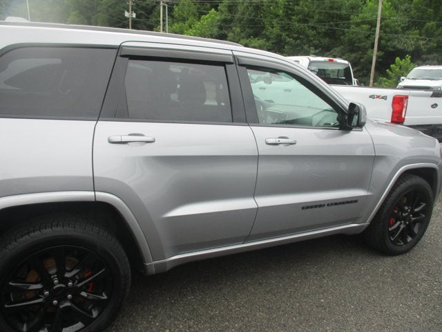 2021 Jeep Grand Cherokee LAREDO X 4X4