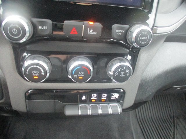 2025 RAM 1500 TRADESMAN 4X4 QUAD CAB 6'