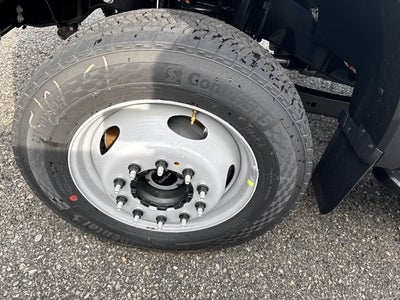 2026 Ford Super Duty F-450 DRW "XL 4WD CREW CAB 179"" WB 6"