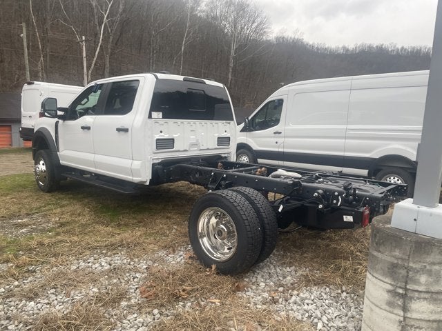 2026 Ford Super Duty F-550 DRW "XL 4WD CREW CAB 179"" WB 6"