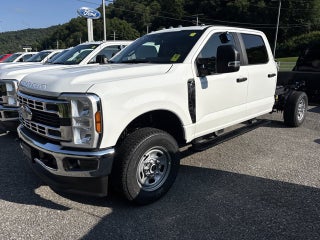 2026 Ford Super Duty F-350 SRW "XL 4WD CREW CAB 179"""