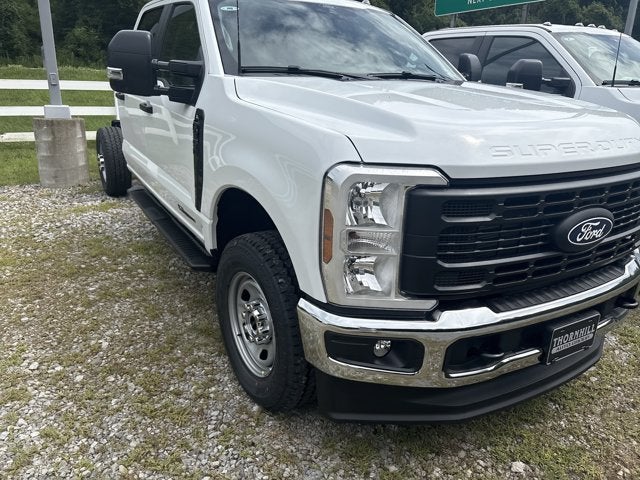 2027 Ford Super Duty F-350 SRW "XL 4WD CREW CAB 179"" WB 6"