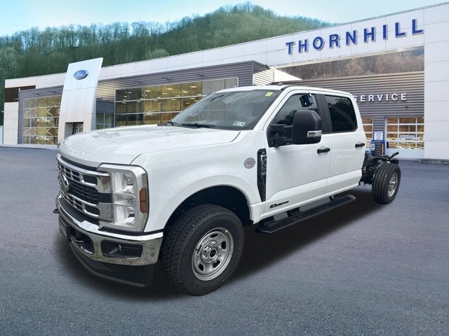 2026 Ford Super Duty F-350 SRW "XL 4WD CREW CAB 179"" WB 6"