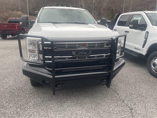 2025 Ford Super Duty F-350 DRW "XL 4WD CREW CAB 179"" WB 6"
