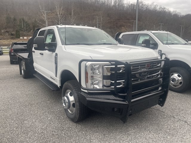2025 Ford Super Duty F-350 DRW "XL 4WD CREW CAB 179"" WB 6"