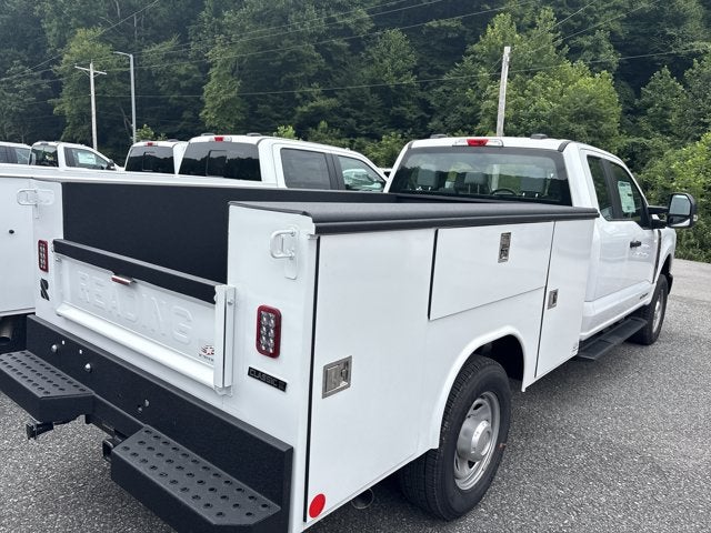 2026 Ford Super Duty F-350 SRW Base