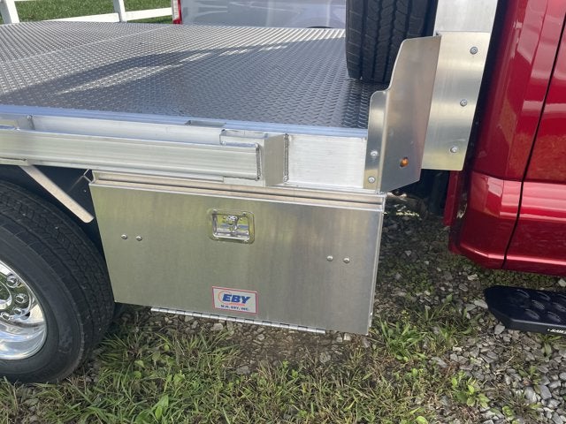 2026 Ford Super Duty F-450 DRW "XLT 4WD CREW CAB 179"" WB"