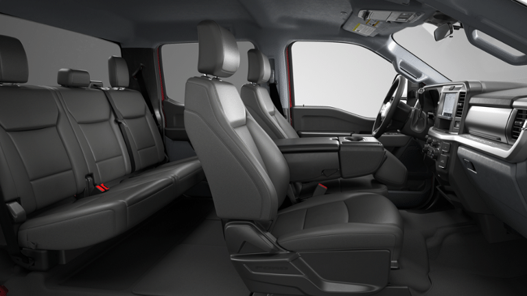 2026 Ford Super Duty F-450 DRW "XLT 4WD CREW CAB 179"" WB"