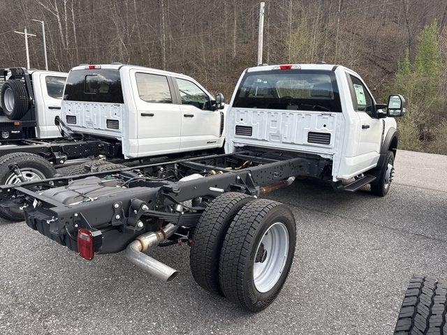 2025 Ford Super Duty F-550 DRW "XL 4WD REG CAB 169"" WB 84"