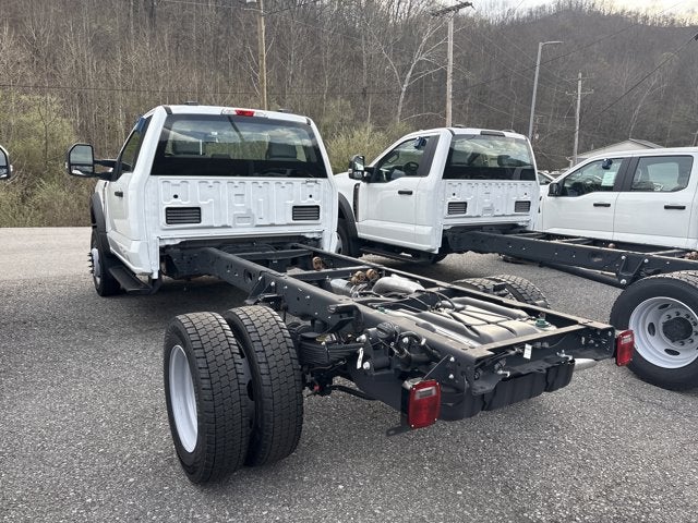 2025 Ford Super Duty F-550 DRW "XL 4WD REG CAB 169"" WB 84"