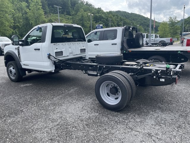 2025 Ford Super Duty F-550 DRW "XL 4WD REG CAB 169"" WB 84"