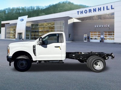 2026 Ford Super Duty F-350 DRW "XL 4WD REG CAB 145"" WB 60"