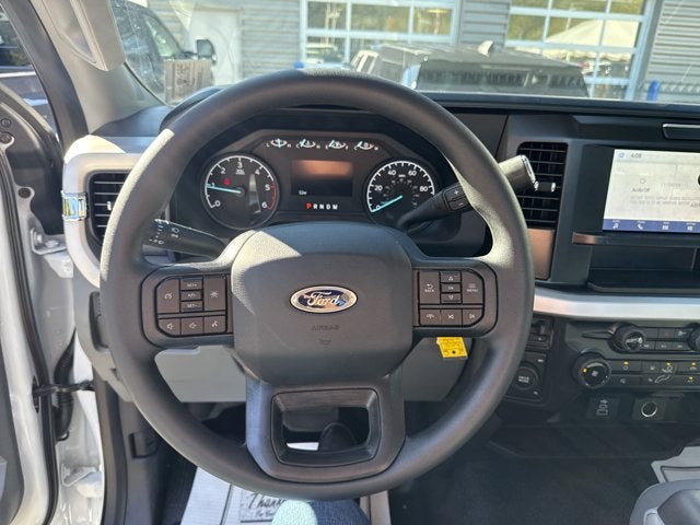 2026 Ford Super Duty F-350 DRW "XL 4WD REG CAB 145"" WB 60"