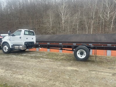 2026 Ford F-750 STRAIGHT FRAME REG CAB