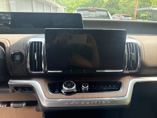 2026 Ford Expedition Max KING RANCH 4X4