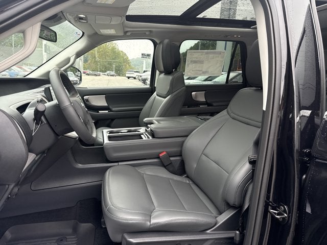 2027 Ford Expedition ACTIVE 4X4