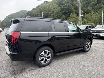 2027 Ford Expedition ACTIVE 4X4