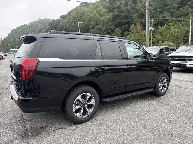 2027 Ford Expedition ACTIVE 4X4