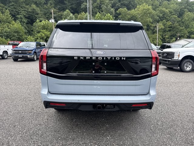 2027 Ford Expedition ACTIVE 4X4