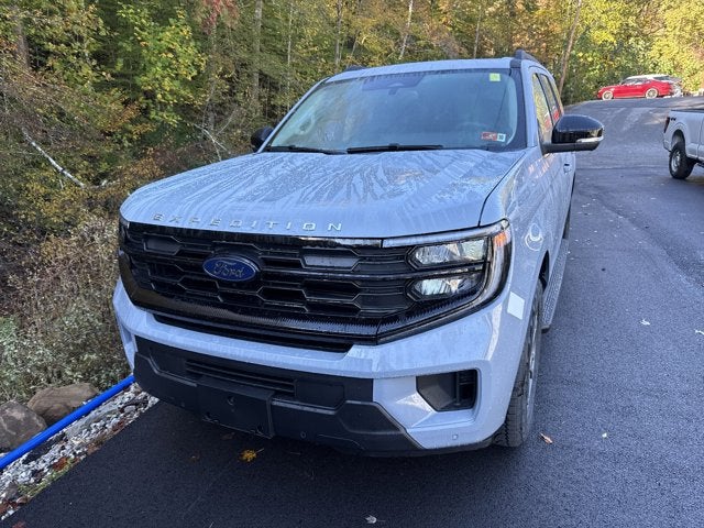 2025 Ford Expedition ACTIVE 4X4