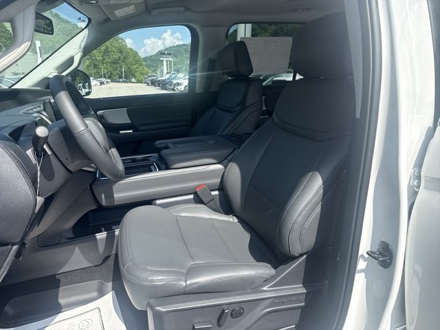 2027 Ford Expedition ACTIVE 4X4