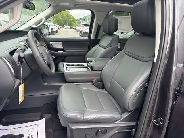 2027 Ford Expedition ACTIVE 4X4