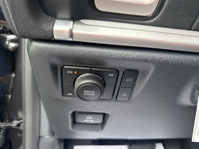 2027 Ford Expedition ACTIVE 4X4