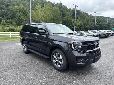 2027 Ford Expedition ACTIVE 4X4