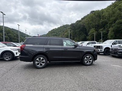2027 Ford Expedition ACTIVE 4X4
