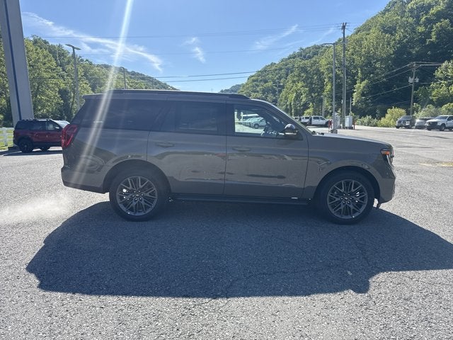 2026 Ford Expedition PLATINUM 4X4