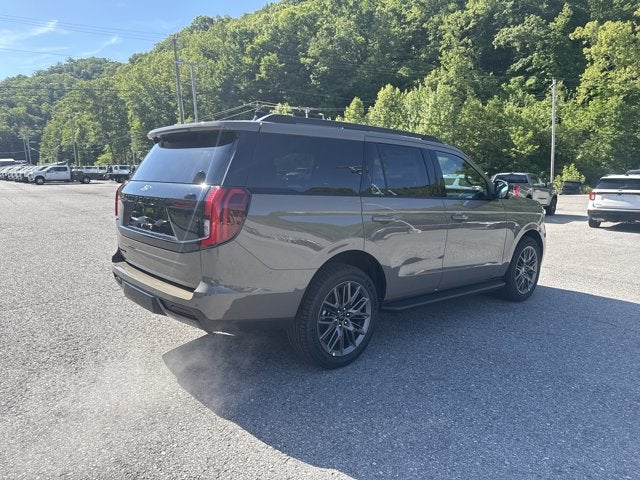 2026 Ford Expedition PLATINUM 4X4