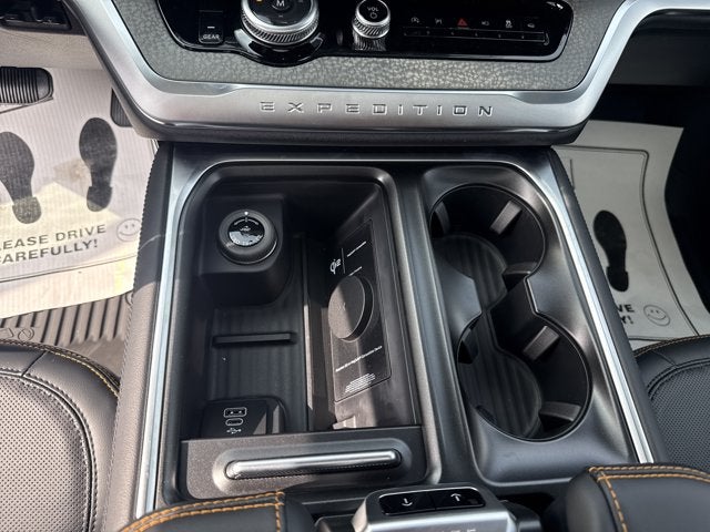 2027 Ford Expedition TREMOR 4X4