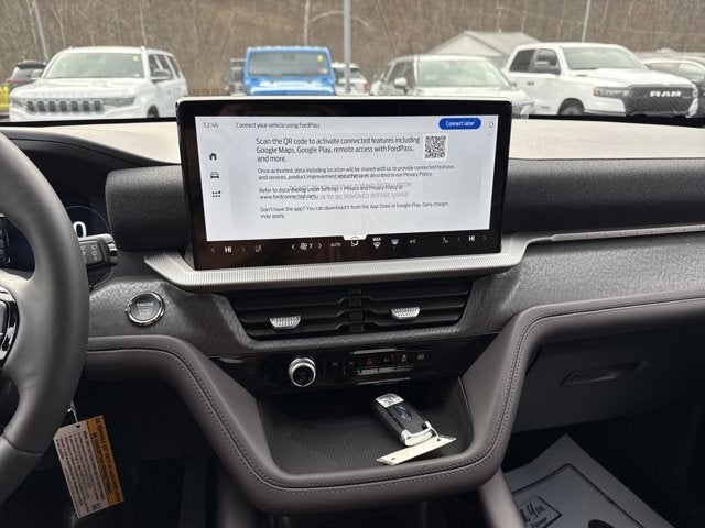 2026 Ford Explorer PLATINUM RWD