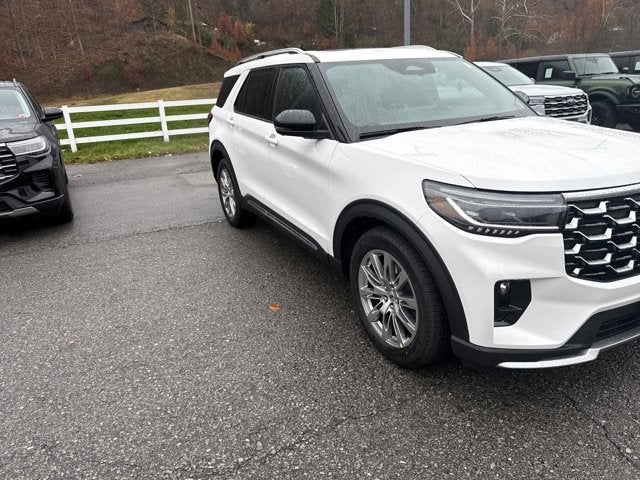 2026 Ford Explorer PLATINUM RWD