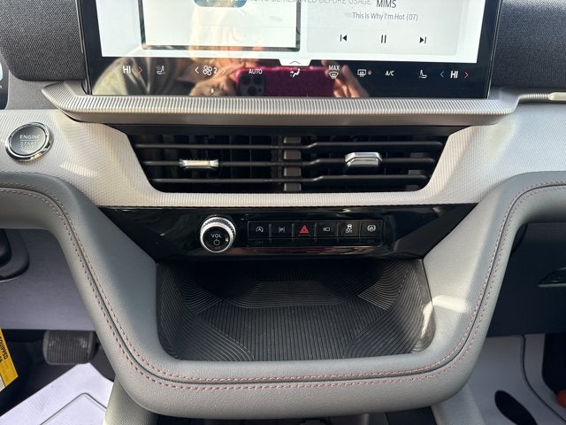 2027 Ford Explorer ACTIVE 4WD