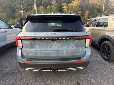2027 Ford Explorer ACTIVE 4WD