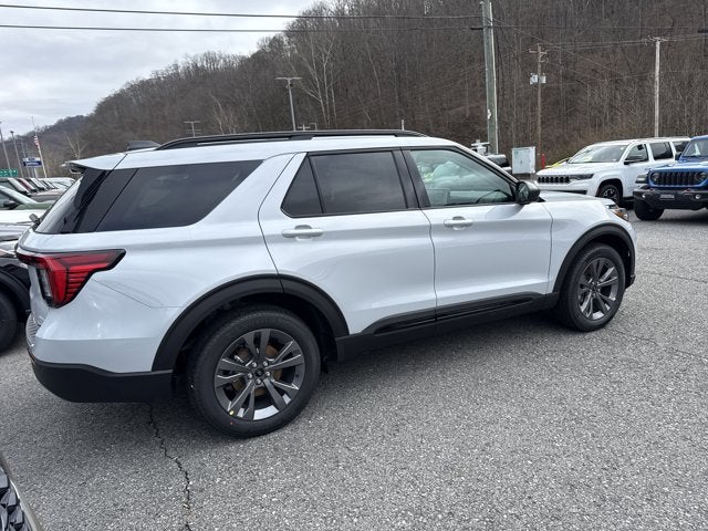 2026 Ford Explorer ACTIVE 4WD