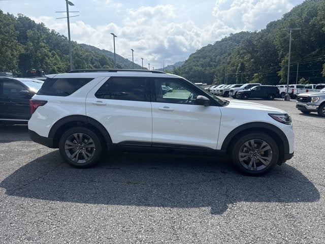 2026 Ford Explorer ACTIVE 4WD