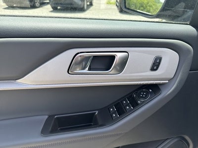 2026 Ford Explorer ACTIVE (100A) 4WD