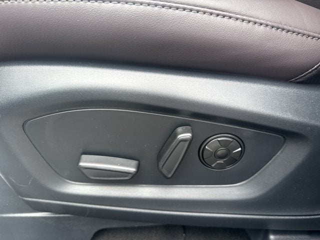 2026 Ford Explorer PLATINUM 4WD