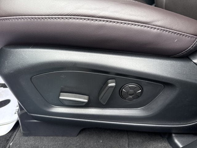 2027 Ford Explorer PLATINUM 4WD