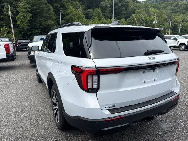 2026 Ford Explorer ST-LINE 4WD