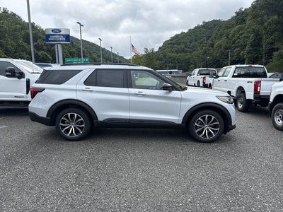2026 Ford Explorer ST-LINE 4WD